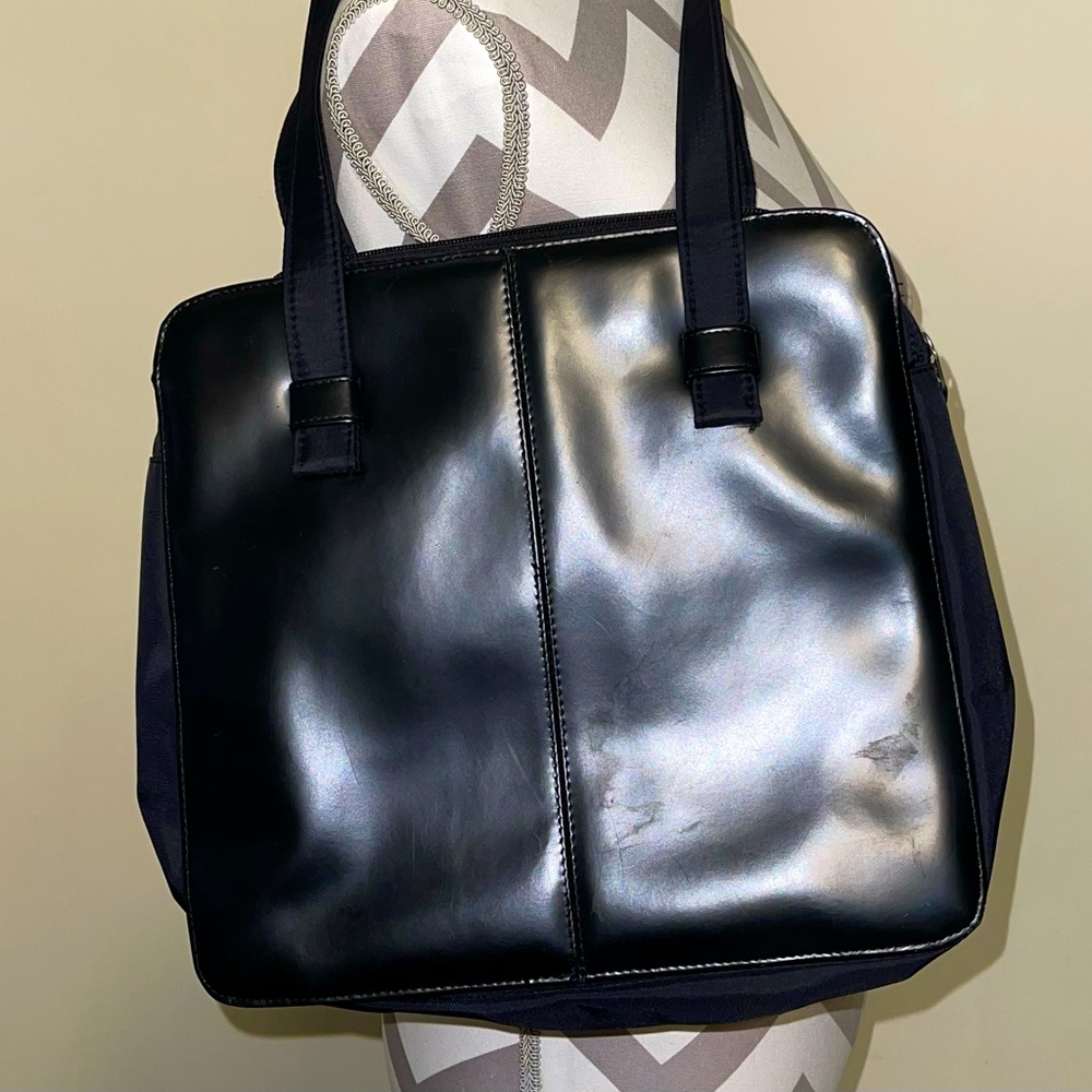 Jacqueline Ferrar vintage shoulder bag.